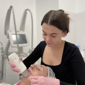 Oczyszczanie ultradźwiękowa Klaudia Oczyszczanie ultradźwiękowa